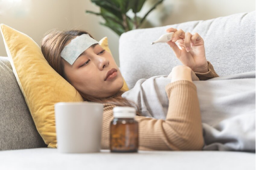 Sốt nhẹ và đau nhức cơ thể Sốt nhẹ và đau nhức cơ thể